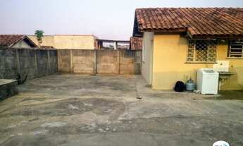 Imagem 6: Casa de 02 dormitórios , terreno grande de esquina, na região do Campo Grande em Campina