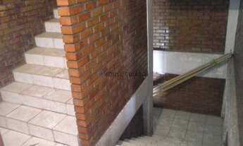 Imagem 4: Sobrado com terreno na avenida da FEB