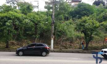Imagem 5: ST Imóveis vende terreno proxímo a rua principal em Piratininga