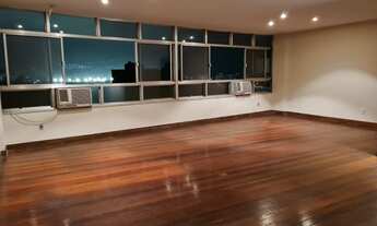 Imagem 6: Lindo apartamento com vista Lagoa livre com salão , + 3 qtos, sendo 1 suite