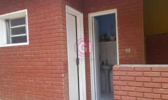 Imagem 4: Casa para aluguel tem 227 metros quadrados com 3 quartos em Jardim Maria Amélia - Jacareí