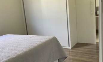 Imagem 4: Casa no Ribeirão da Ilha com três suítes construída com materiais de alto padrão