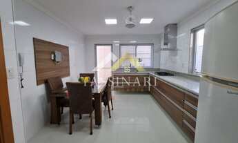 Imagem 4: Casa de condomínio para venda tem 270 metros quadrados com 4 quartos