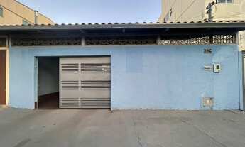 Imagem 1: Casa para venda com 126 metros quadrados com 3 quartos