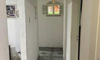 Imagem 4: Casa para venda possui 82 metros quadrados com 1 quarto em Barcelona - Serra - ES