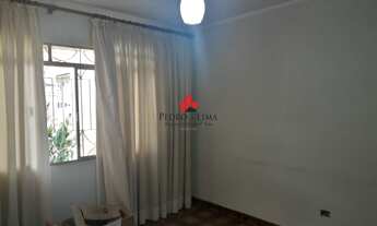 Imagem: Casa térrea com 3 vagas e corredor lateral