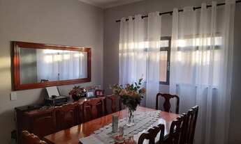 Imagem 6: Térrea para venda possui 250 metros quadrados com 3 quartos em Vila Juca Pedro - Catanduva