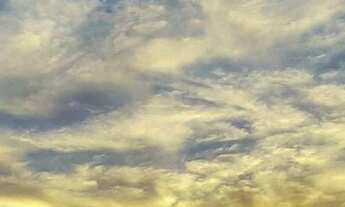 Imagem 4: Cobertura triplex, mobiliada, ótimo local rua sem saída, ampla varanda com visão da serra