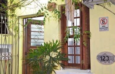 Imagem 5: Porto Alegre - Casa Padrão - Higienópolis