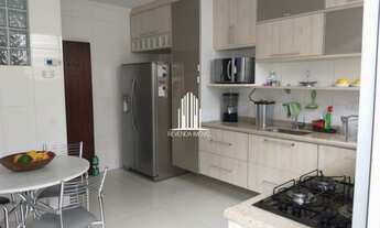 Imagem 2: Casa á venda com 4 dormitórios, 4 vagas e 250m² em Interlagos!