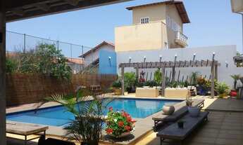 Imagem 7: Casa de 250 metros quadrados no bairro Costa Azul com 5 quartos