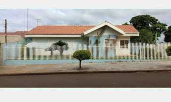 Imagem 2: CASA RESIDENCIAL em CORBÉLIA - PR, Centro