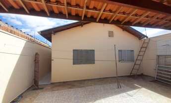 Imagem 3: Casa para Venda em Araras, Jardim Santa Olívia II, 3 dormitórios, 1 suíte, 3 banheiros, 2