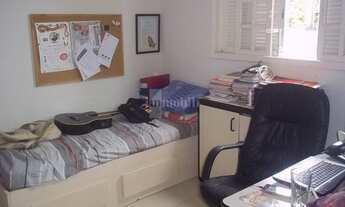 Imagem 5: Casa em condomínio fechado, com 4 quartos e 2 suítes, bem localizado