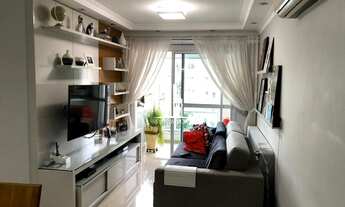 Imagem: Apartamento com 2 dormitórios e varanda