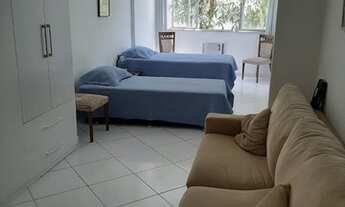 Imagem: Conjugado reformado sem vaga em Copacabana