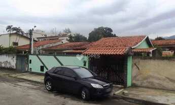 Imagem: Casa linear, reformada, muito bem localizada