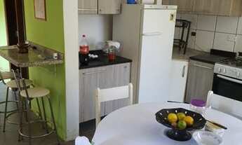 Imagem 4: Sobrado para venda tem 250 metros quadrados com 4 quartos em Santa Cândida - Curitiba - PR