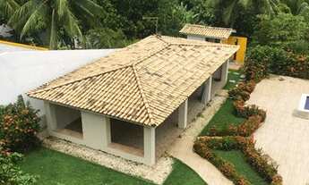 Imagem 3: Casa de condomínio, possui 1647m² de terreno com 640m² de área construída