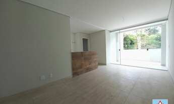 Imagem 2: Área Privativa com três quartos, suíte e duas vagas de garagem no bairro Itapoã - Belo Hor