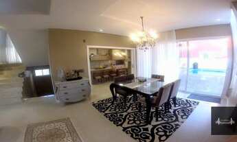 Imagem 2: Casa alto padrão no bairro Sambaqui