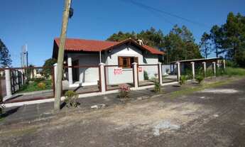 Imagem 2: Casa bem localizada no Capão Novo Village