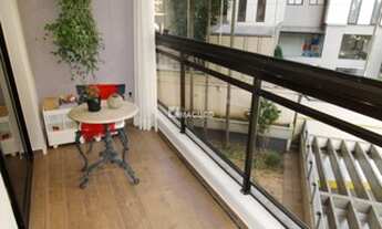 Imagem 5: Ótimo apartamento em Moema Reformado. São 120m², 2 dorm, sendo 1 suíte. Condomínio complet