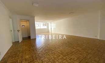 Imagem 2: Imóvel de 220m², com 3 dormitórios (sendo 1 suíte)