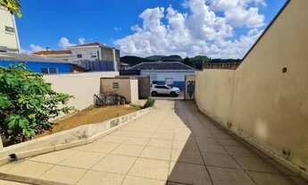 Imagem 2: Casa com 3 dormitórios para alugar, 300 m² por R$ 4.650,00/mês - Região Central - Caieiras