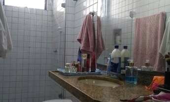 Imagem 5: Apartamento reformado, nascente, espaçoso e bem localizado no bairro Aldeota