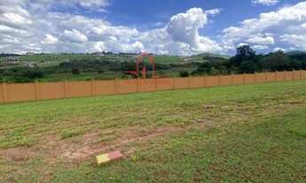 Imagem 2: Excelente terreno de 700m², localizado no condomínio Alphaville 2, em Jundiaí-SP