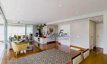 Imagem 3: Apartamento com living amplo para 3 ambientes, 3 suítes + dormitório/escritório, 4 vagas