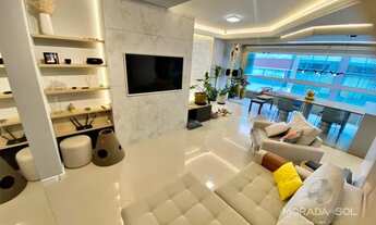 Imagem 2: Apartamento 03 Suítes com hidro em Meia Praia - Itapema