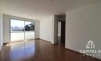 Imagem 2: Apartamento com 2 dormitórios para alugar, 61 m² por R$ 1.750/mês - Água Verde - Cu