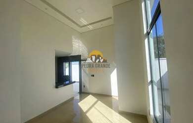 Imagem 2: Casa a venda com 3 quartos sendo 1 suíte