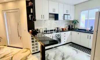 Imagem 3: CASA TÉRREA À VENDA COM 250M² AT, 3 DORMITÓRIOS, QUINTAL COM PISCINA - RESIDENCIAL PHYTUS