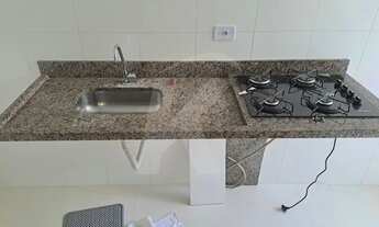 Imagem 2: Casa em condomínio com 1 quarto, sala, cozinha, banheiro, área de serviço