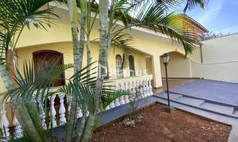 Imagem 2: Jardim Estoril Casa com 5 dormitórios