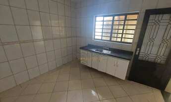 Imagem 7: Casa com 3 dormitórios para alugar, 125 m² por R$ 2.466,33/mês - Jardim São Roque - Americ