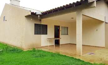 Imagem: Casa com terreno grande no bairro Nova Campo