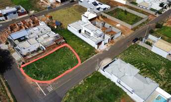 Imagem: Vende-se terreno de esquina, medindo 297,5