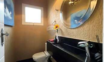 Imagem 7: Casa Condomínio Alphaville 6 com 328,73m², 4 suítes, 6 vagas, próximo a área social do con