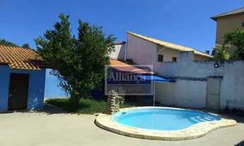 Imagem: Casa com piscina, churrasqueira, 3 dormitórios