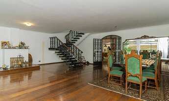 Imagem 2: Sobrado para venda possui 450 metros quadrados com 3 quartos em Jardim da Glória - São Pau