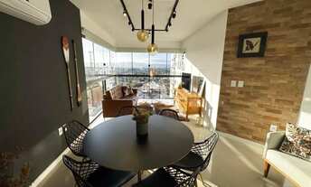 Imagem 7: Apartamento com 2 dormitórios/quartos sendo 1 suíte mobiliado com box/vaga de garagem em C