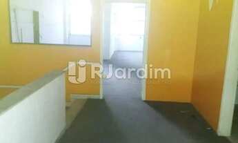 Imagem 3: Prédio / Comercial / Humaitá