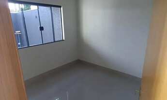 Imagem 4: Casa à venda em Maringá, Jardim Monte Rei, com 3 quartos, com 84 m²