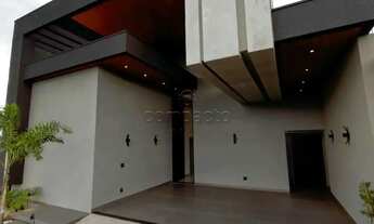 Imagem 3: Casa de Alto Padrão com Arquitetura Moderna com 3 Suítes - Quinta do Lago II