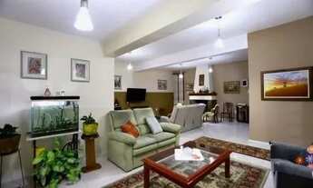 Imagem: Casa com 3 Dormitorio(s) localizado(a) no