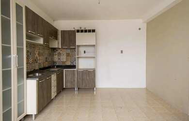 Imagem 3: Parte Superior de Sobrado Semi Mobiliado para Locação Conforto e Privacidade Garantidos